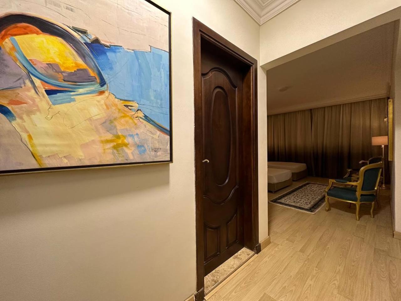 Apartment شقه فندقيه بأفضل فيو علي النيل مباشرة